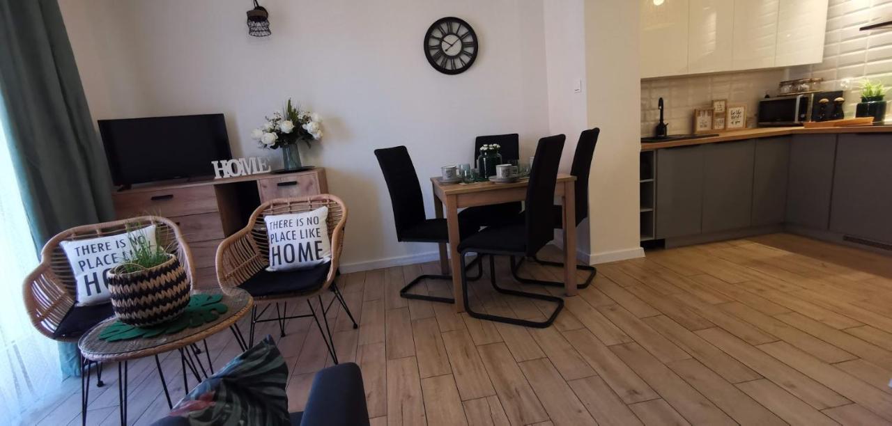 Apartament Kolobrzeg Port Welcome Home Eksteriør billede