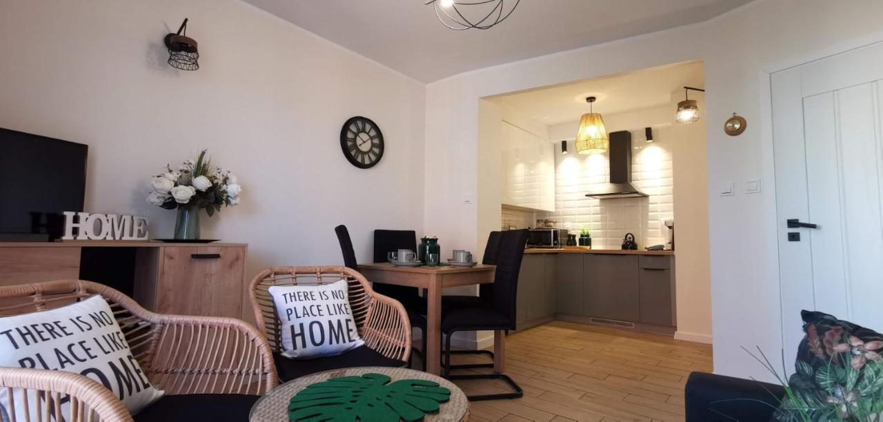 Apartament Kolobrzeg Port Welcome Home Eksteriør billede