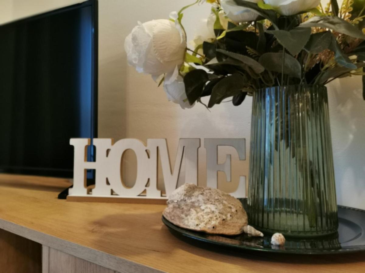 Apartament Kolobrzeg Port Welcome Home Eksteriør billede