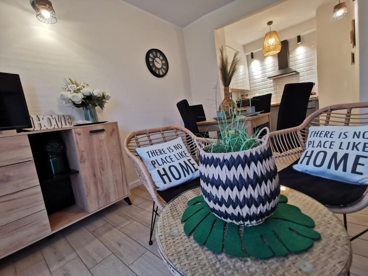 Apartament Kolobrzeg Port Welcome Home Eksteriør billede